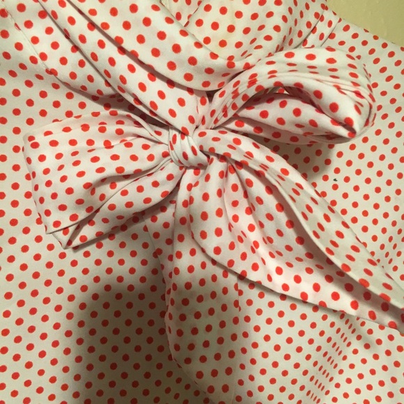 Top - Picture 2 of 4